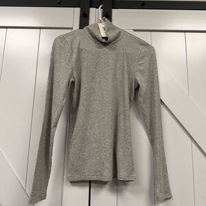 Aritzia Light Gray Long Sleeve Turtleneck